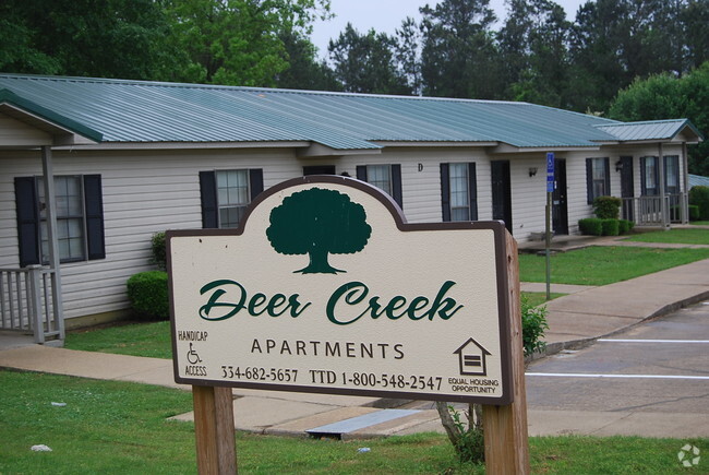 Building Photo - Deer Creek Village