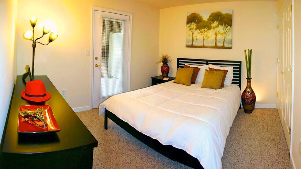 Chesterfield Gardens 2260 Golden Garden Cir Chester VA 23836