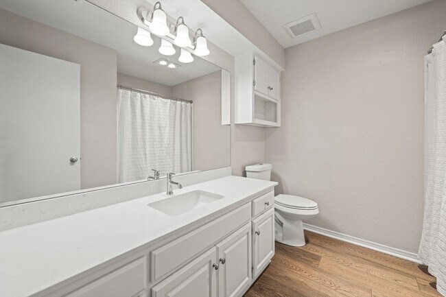 Building Photo - Two reasons to stop scrolling: the schools and the bathrooms. 3/2/2 Home in Putnam City Northaven...