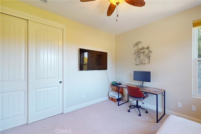 Building Photo - 5595 Tanbark Ct