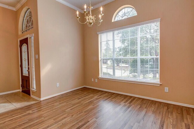 Building Photo - 3 Viola Bloom Ct