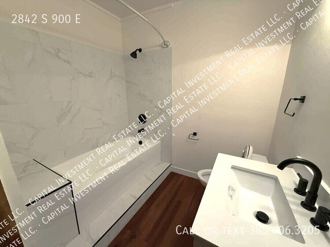 Building Photo - 2842 S 900 E