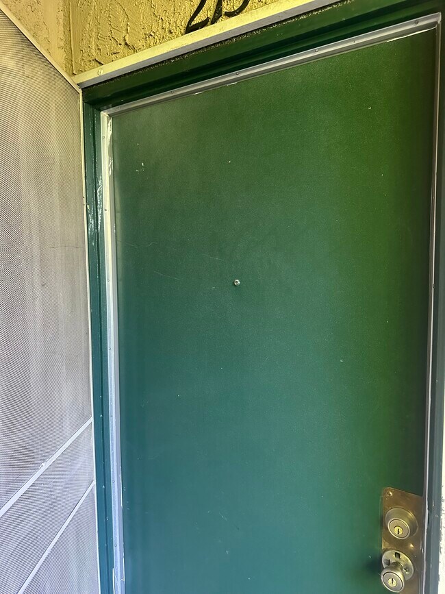 Building Photo - 15524 Sherman Way