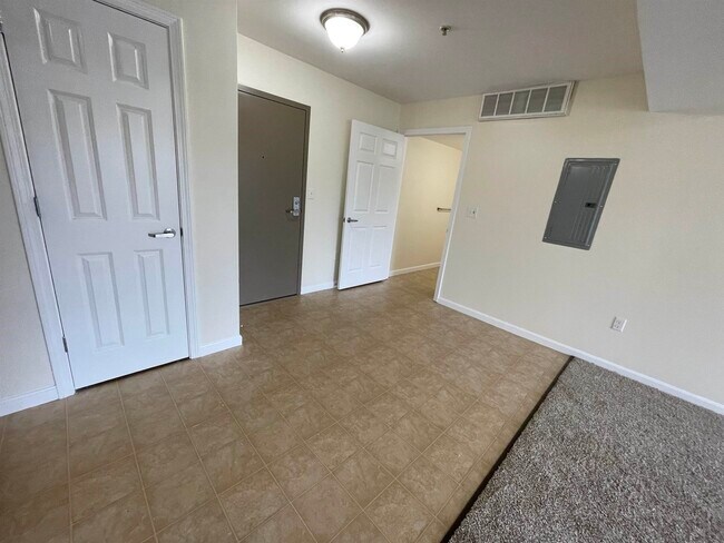 Building Photo - 20 Sentinel Court