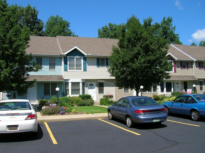 Building Photo - Colfax Townhomes