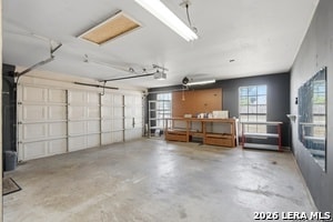 Building Photo - 6422 Lochglen