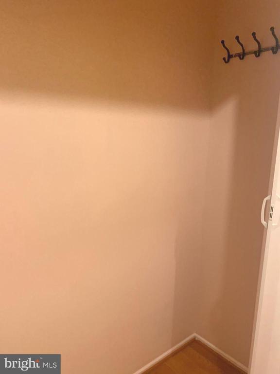 Building Photo - 14624 Monmouth Dr