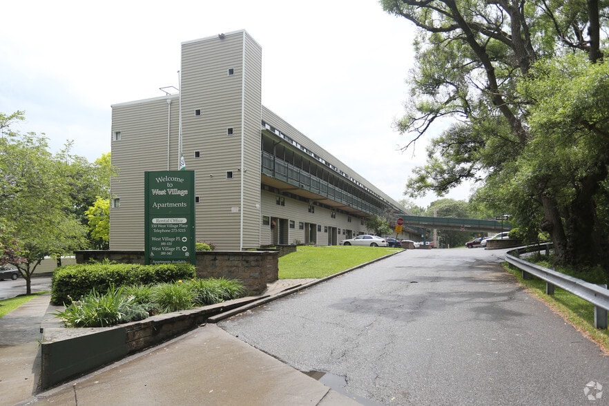 West Village Apartments 150 W Village Pl Ithaca NY 14850 Apartment