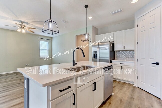 Building Photo - 1880 Cogdill Trace