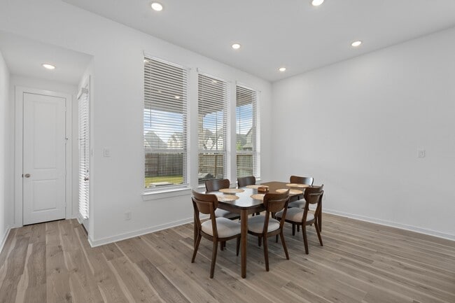 Building Photo - 7602 Zinnia Blossom Ln