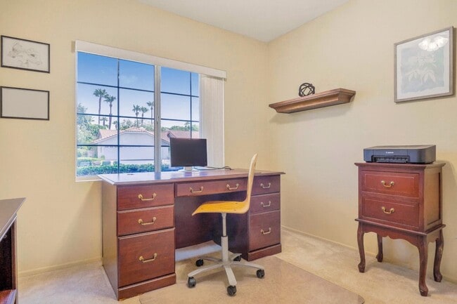 Building Photo - 39795 Regency Way