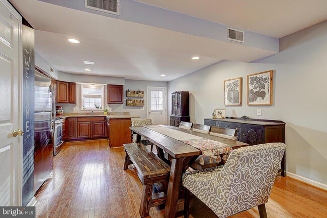 Building Photo - 2684 Tilton St