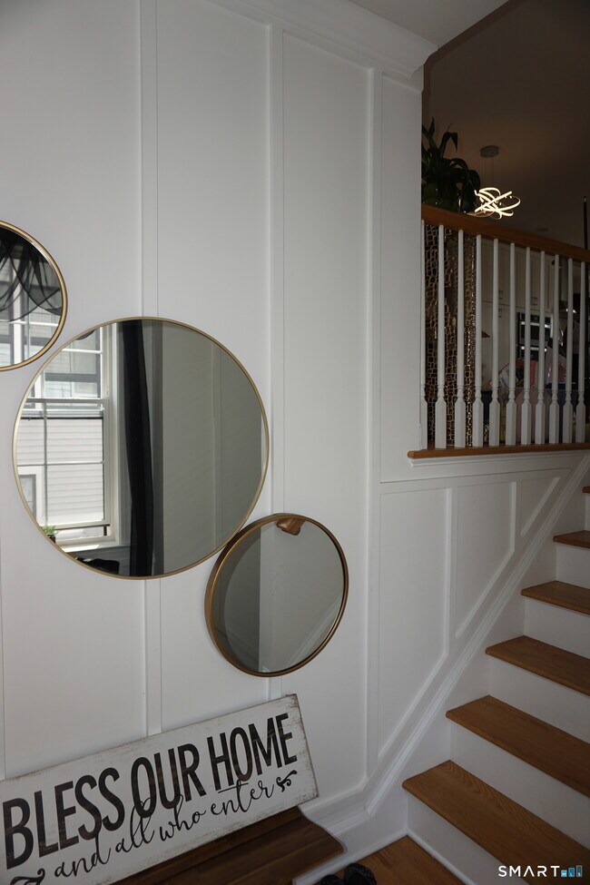 Building Photo - 127 Brentwood Cir
