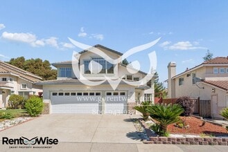 Building Photo - 406 Grenadine Way