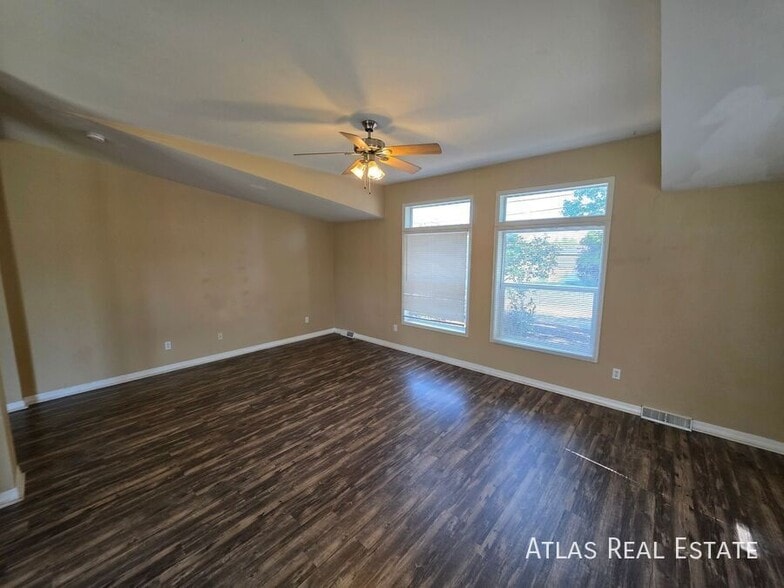 Building Photo - 2990 W C St