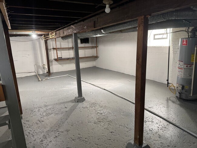 Building Photo - 2 Bedroom, 1 Bath Single Family Home - South Side, Columbus