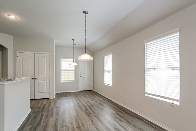 Building Photo - 25218 Sanitas Valley Dr