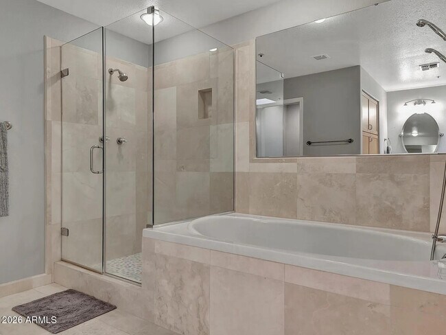 Building Photo - 7773 E Stallion Rd