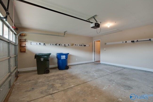 Building Photo - 103 Fields Pond Dr