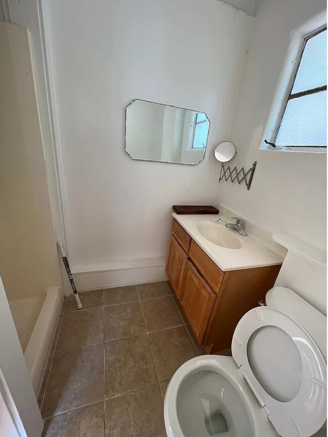 1st bathroom - 6323 Valley View Rd