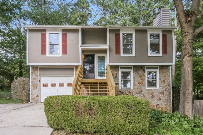 Building Photo - 2400 Boone Pl