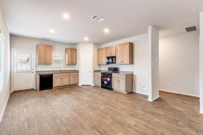 Building Photo - 11801 Murano Dr