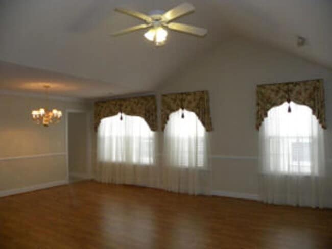 Building Photo - Active Senior Community- 55 and over