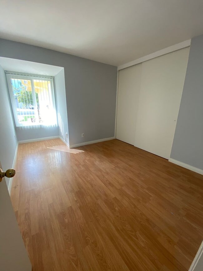 Building Photo - Harbor City- Single Family Home