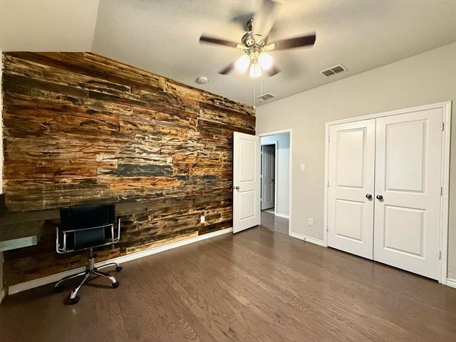 Building Photo - 3728 Holly Brook Dr