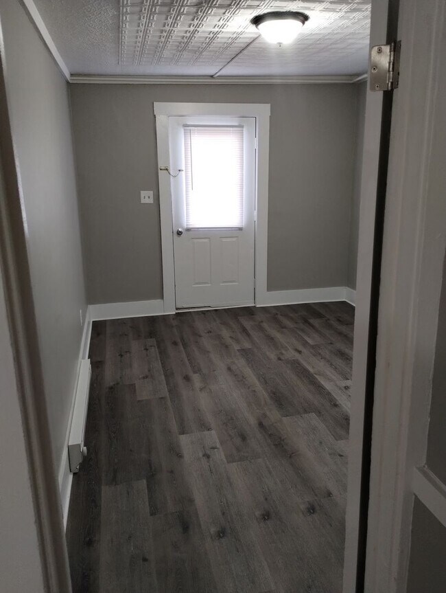 Building Photo - 26 North St