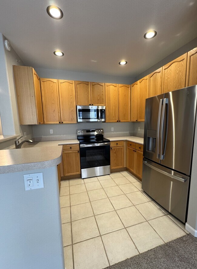 Building Photo - 8465 S Holland Way