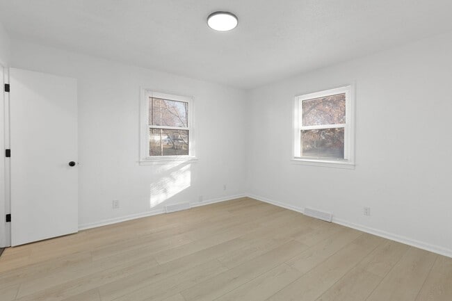 Building Photo - For Rent – Beautifully Renovated 4 Bedroom, 2 Bath Home