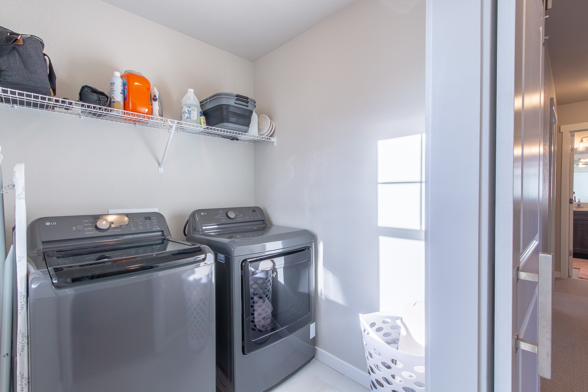 Building Photo - 5863 Summer Dream Dr