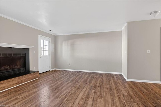 Building Photo - 226 Greenbrier Ave