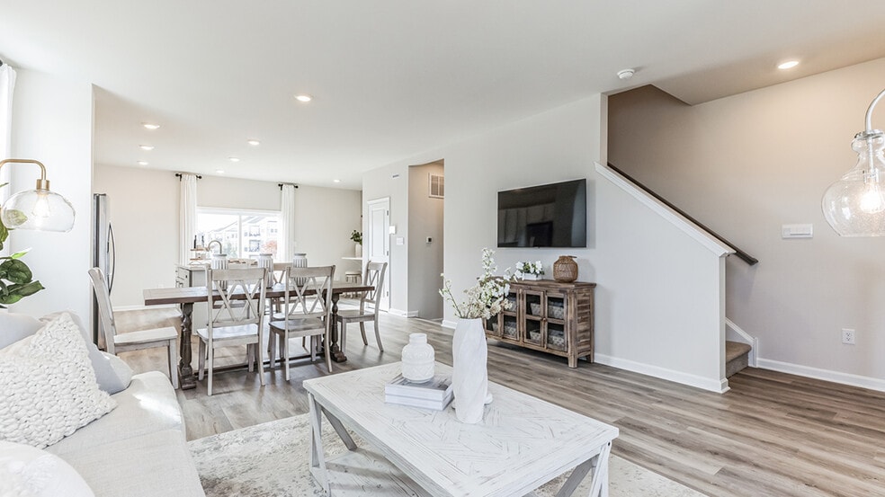 Building Photo - 228 Macoun Way