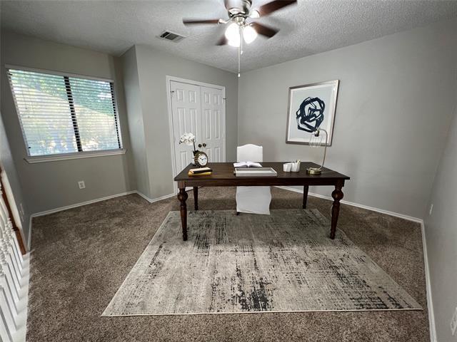 Building Photo - 4313 Kenwood Dr