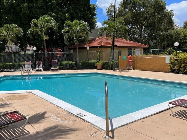 Building Photo - 15600 SW 80th St