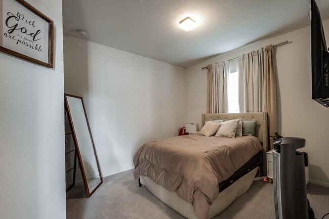 Building Photo - 14231 Angelina Dr