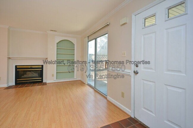 Building Photo - 425 Summerwalk Cir