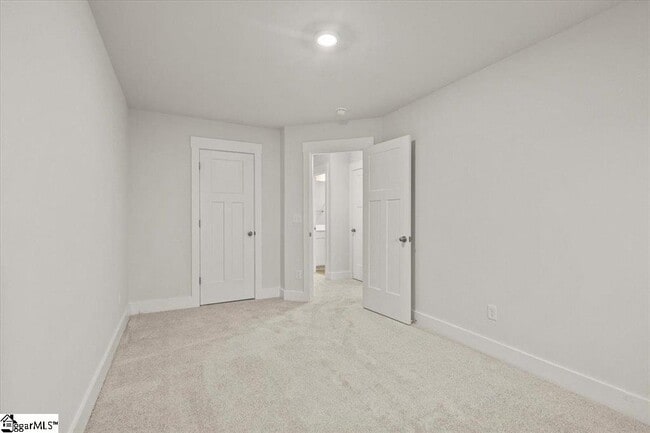 Building Photo - 604 Harebell Wy