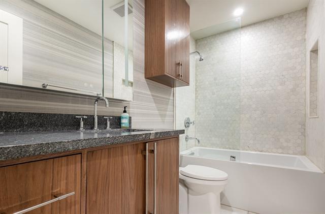 Building Photo - 4148 Normandy Ave