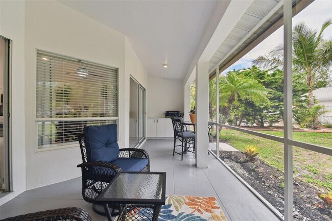 Building Photo - 4327 Murfield Dr E