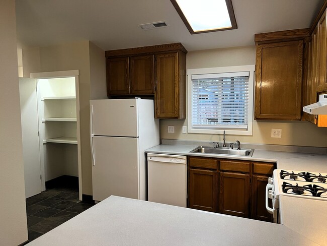 Building Photo - Newley updated 3-bedroom home features fen...
