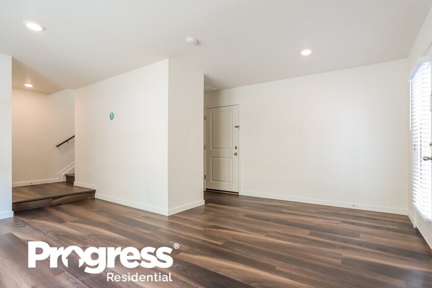 Building Photo - 18596 E 47th Pl