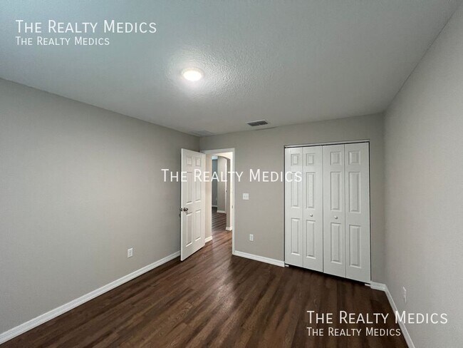 Building Photo - 3628 SE 134th St