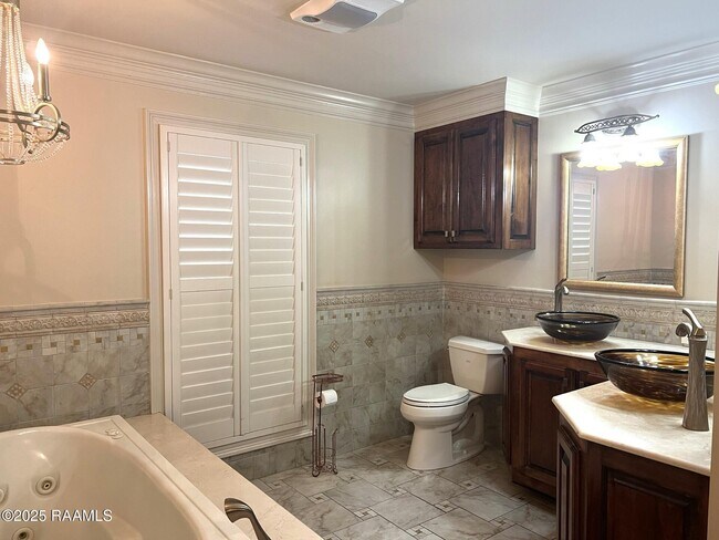 Building Photo - 109 Sharpsburg Dr