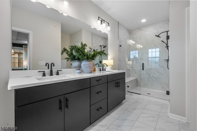 Building Photo - 105 Robeson St