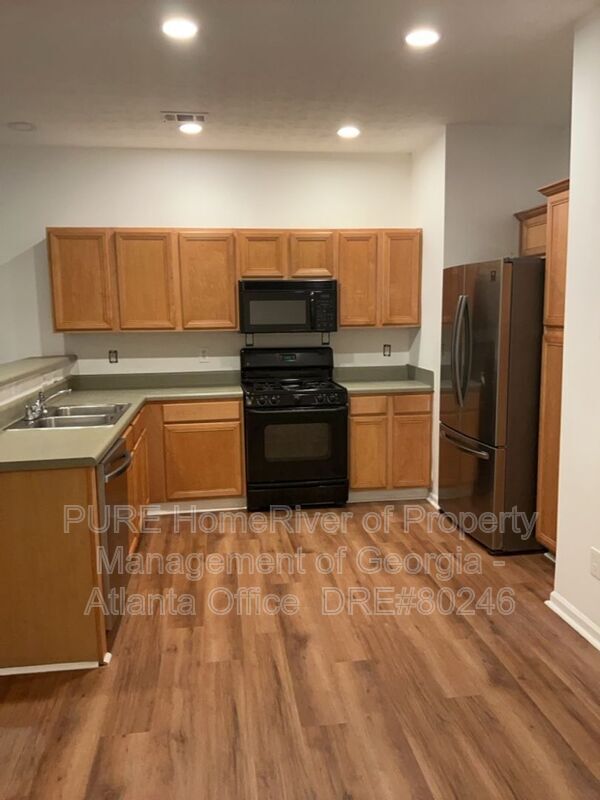Building Photo - 768 Brookside Parc Ln