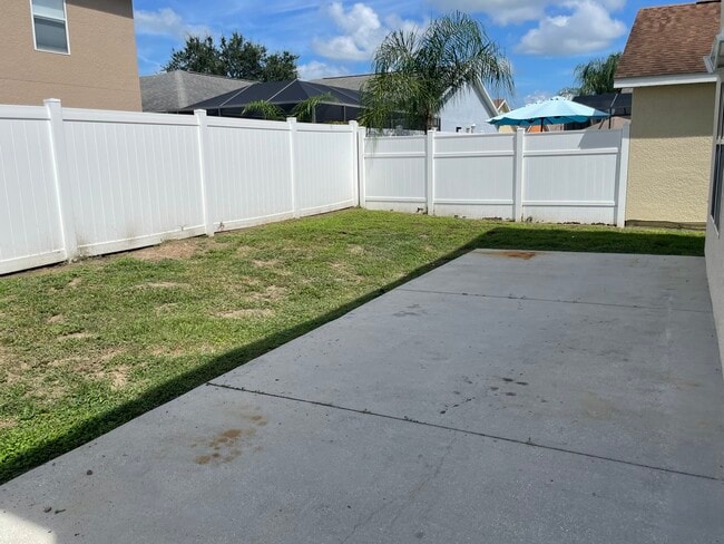 Fenced backyard - 12426 NE 52nd Loop