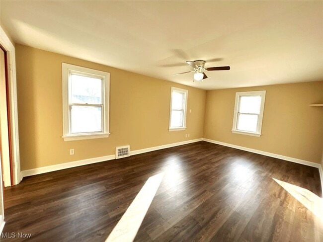 Building Photo - 2719 Cleveland Ave